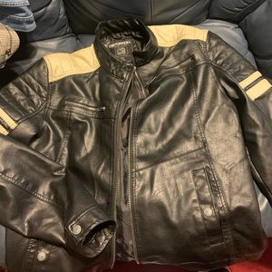 Men’s XL Faux Leather Jacket